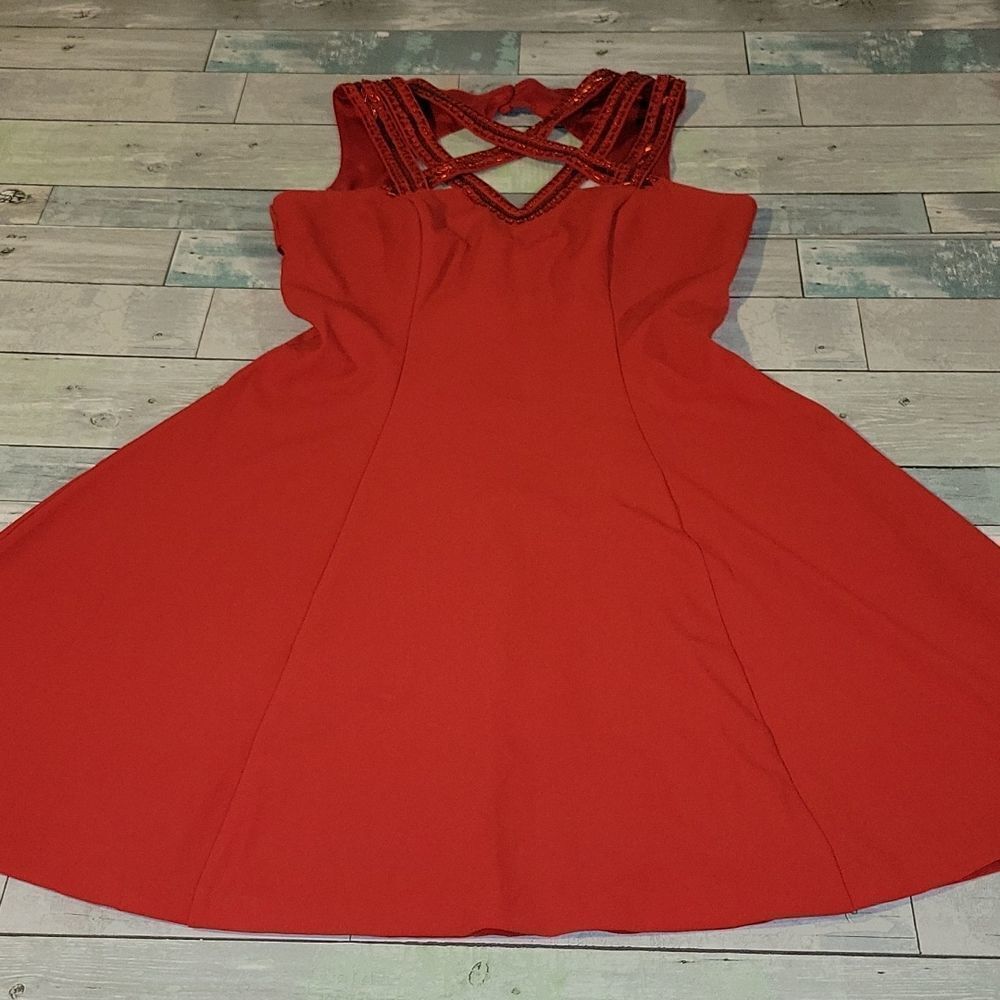 Minuet Red Dress size Medium